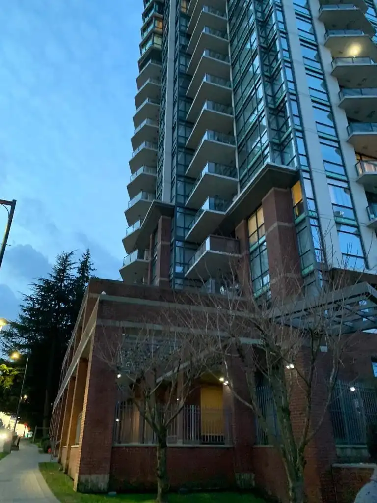 502 13399 104 AVENUE - photo 2 of 14
