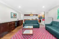 57 8358 121A STREET - thumbnail 4