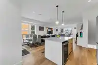 1 12585 104A AVENUE - thumbnail 8