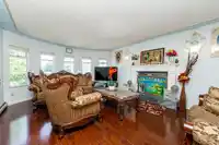 8879 141B STREET - thumbnail 6