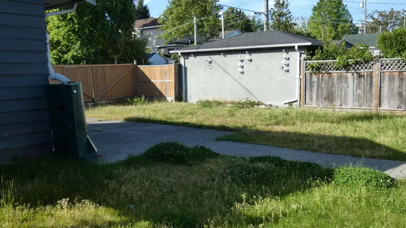 8391 11TH AVENUE - photo 2 of 22