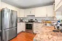 1 15860 82 AVENUE - thumbnail 12
