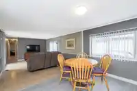 60 8266 KING GEORGE BOULEVARD - thumbnail 8