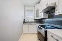 16430 104A AVENUE - thumbnail 13