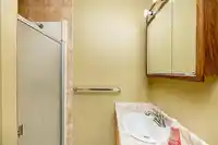 9781 154 STREET - thumbnail 8