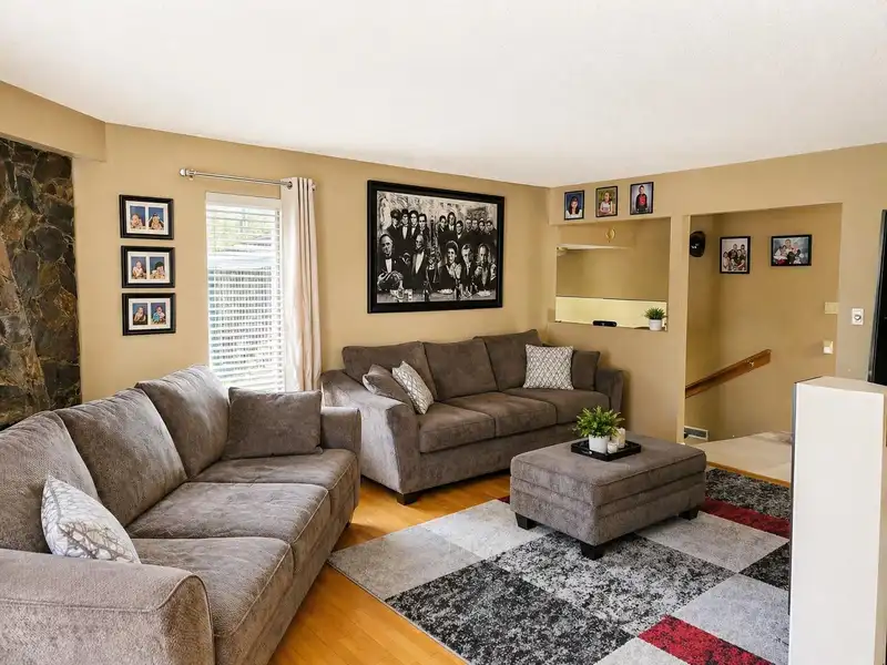 8468 144TH STREET - photo 4 of 14