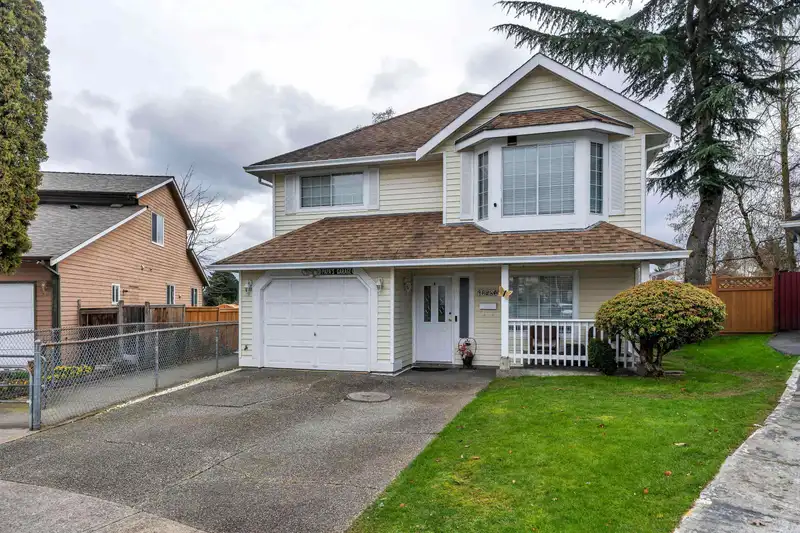 13280 81A AVENUE - photo 1 of 40