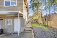 8076 139A STREET - thumbnail 20