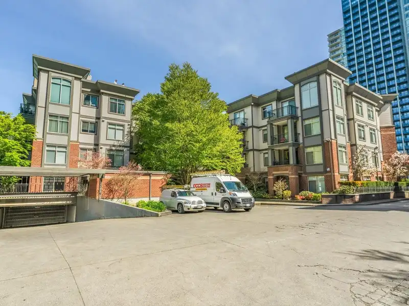 403 10499 UNIVERSITY DRIVE - photo 1 of 22