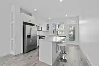 9 8699 158 STREET - thumbnail 16