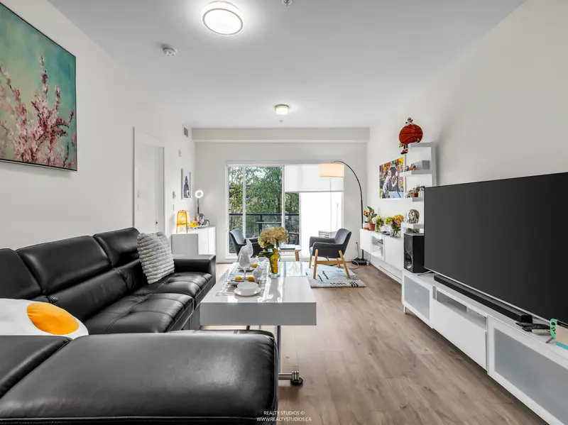 226 6283 KINGSWAY AVENUE - photo 3 of 25