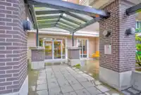 215 9655 KING GEORGE BOULEVARD - thumbnail 2