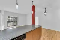 215 9655 KING GEORGE BOULEVARD - thumbnail 11