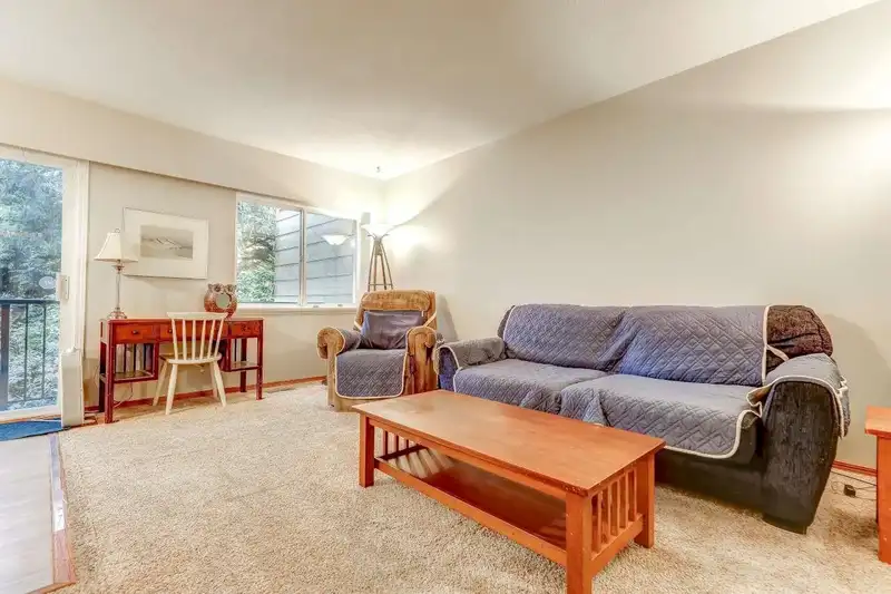 41 10555 153 STREET - photo 1 of 40