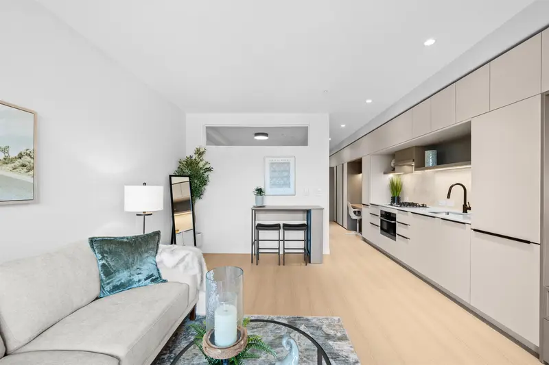 508 2015 ST. JOHNS STREET - photo 3 of 25