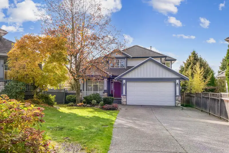 18290 CLAYTONWOOD CRESCENT - photo 1 of 40