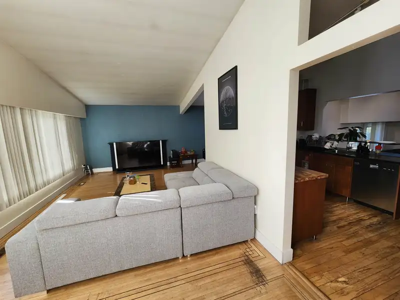 14361 MELROSE DRIVE - photo 2 of 18
