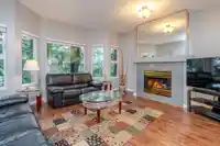 10 10340 156 STREET - thumbnail 13