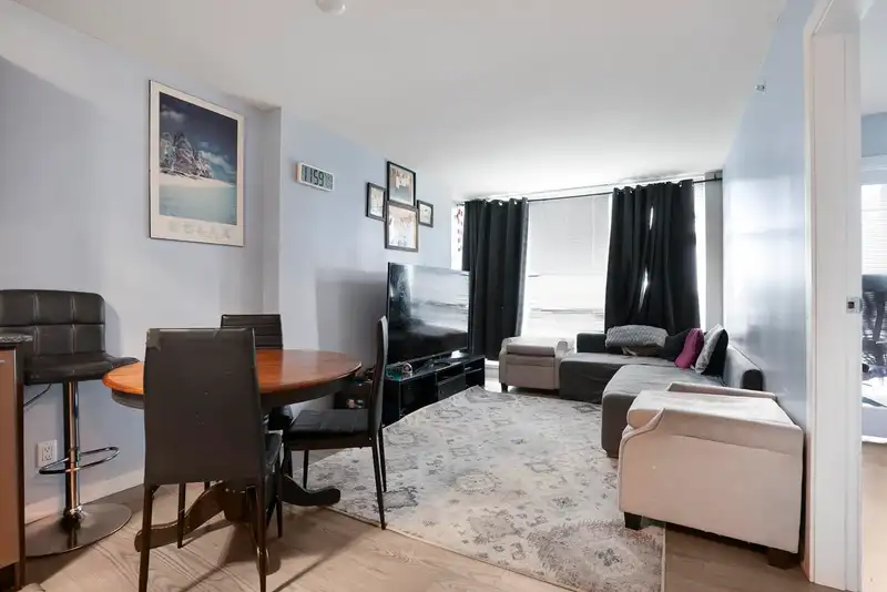 501 13618 100 AVENUE - photo 4 of 20