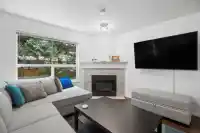30 16155 82 AVENUE - thumbnail 2
