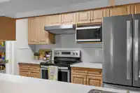 210 13860 70 AVENUE - thumbnail 12