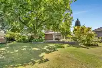 14246 102 AVENUE - thumbnail 2