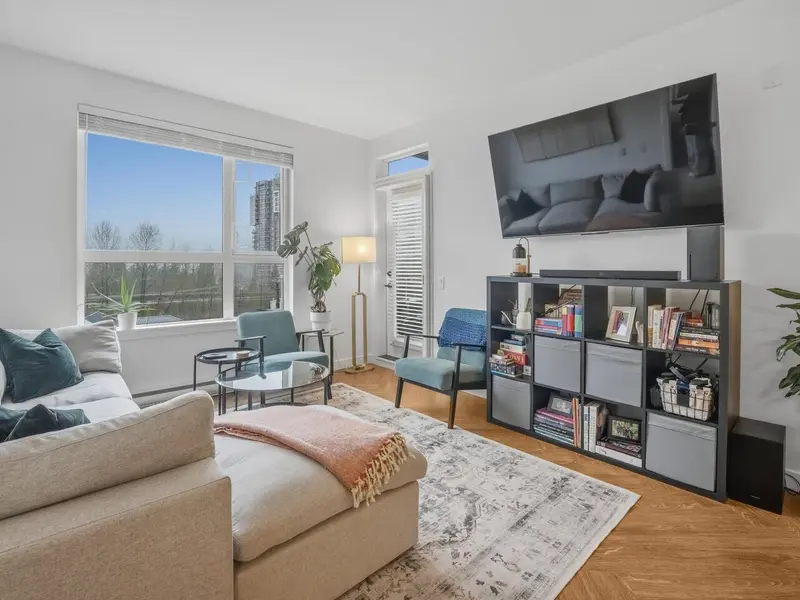 514 3229 ST. JOHNS STREET - photo 2 of 25