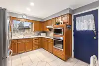 8906 EDINBURGH DRIVE - thumbnail 12