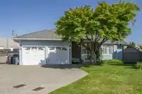 19240 59A AVENUE - thumbnail 1