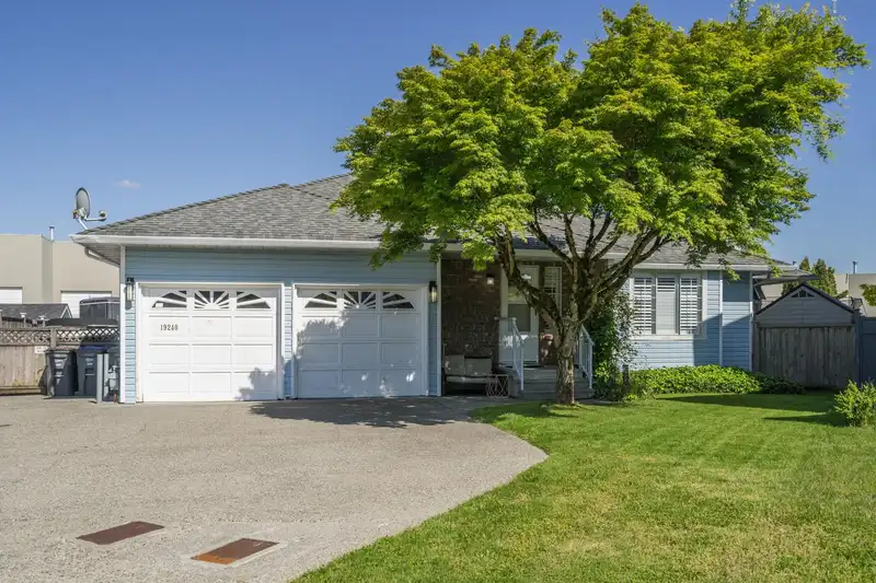 19240 59A AVENUE - photo 1 of 30