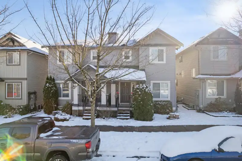 16616 60TH AVENUE - photo 2 of 39