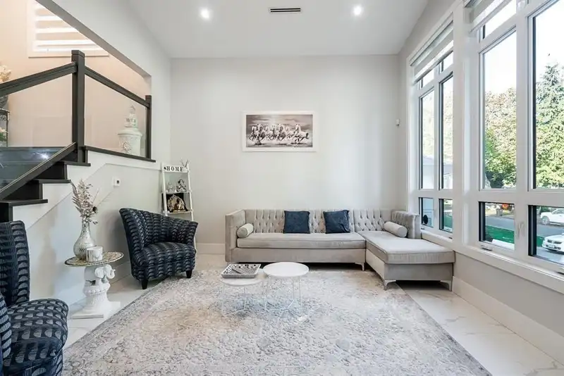 8821 QUEEN MARY BOULEVARD - photo 3 of 23