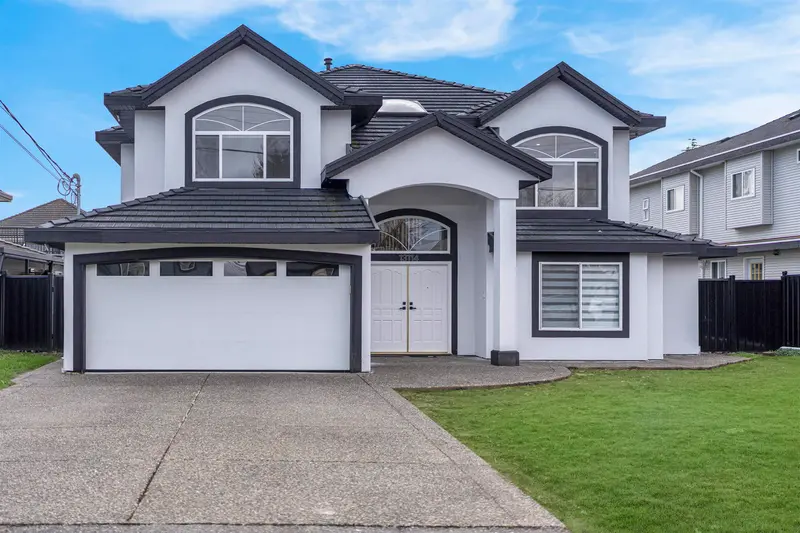 13114 73A AVENUE - photo 2 of 25