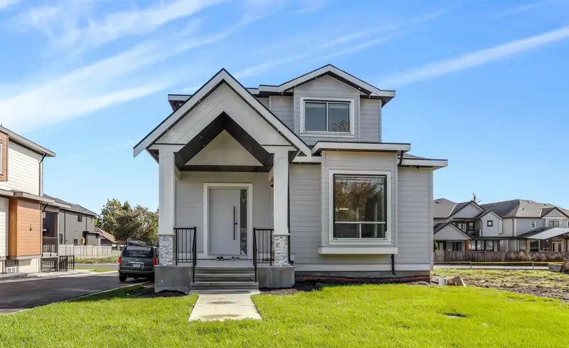 5936 168 STREET STREET - photo 1 of 31