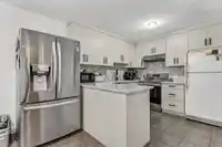 13293 71B AVENUE - thumbnail 2