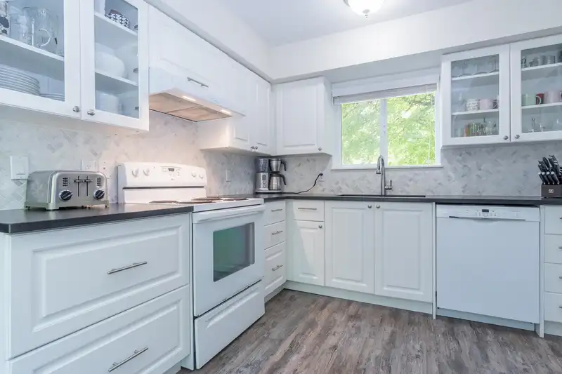 6229 E GREENSIDE DRIVE - photo 3 of 40