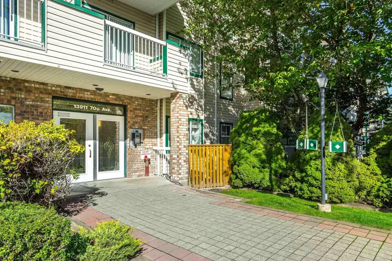 108 13911 70 AVENUE - photo 4 of 37