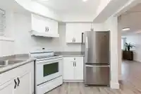 9012 162A STREET - thumbnail 32