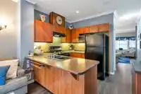 55 8737 161 STREET - thumbnail 4
