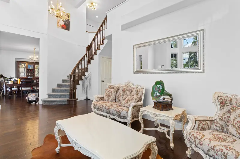 1288 RIVERSIDE DRIVE - photo 3 of 25