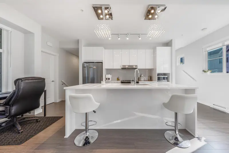 1018 11280 PAZARENA PLACE - photo 4 of 25