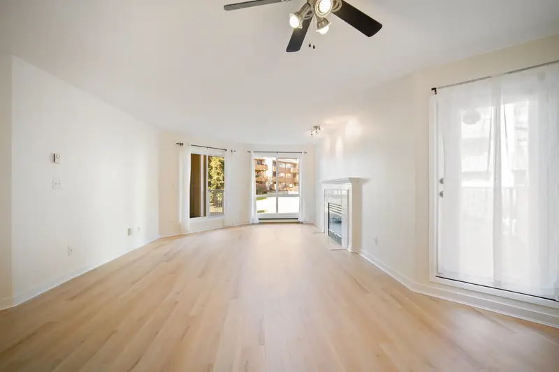 119 7437 MOFFATT ROAD - photo 4 of 24