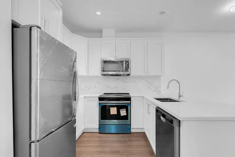 210 9983 E BARNSTON DRIVE - photo 4 of 18