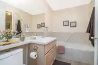 1 8567 164TH STREET - thumbnail 27