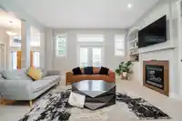 6075 165A STREET - thumbnail 1