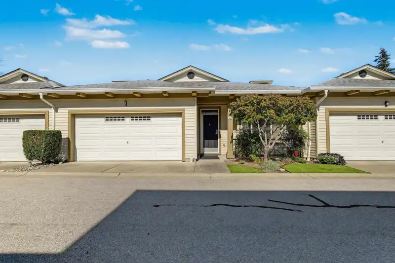 35 15188 62A AVENUE - photo 1 of 25