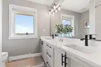 16372 78 AVENUE - thumbnail 22