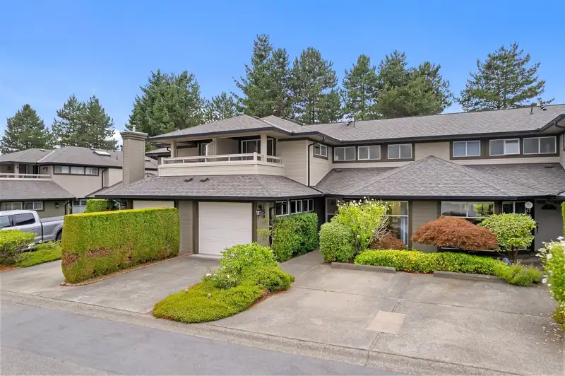 158 16080 82 AVENUE - photo 3 of 39