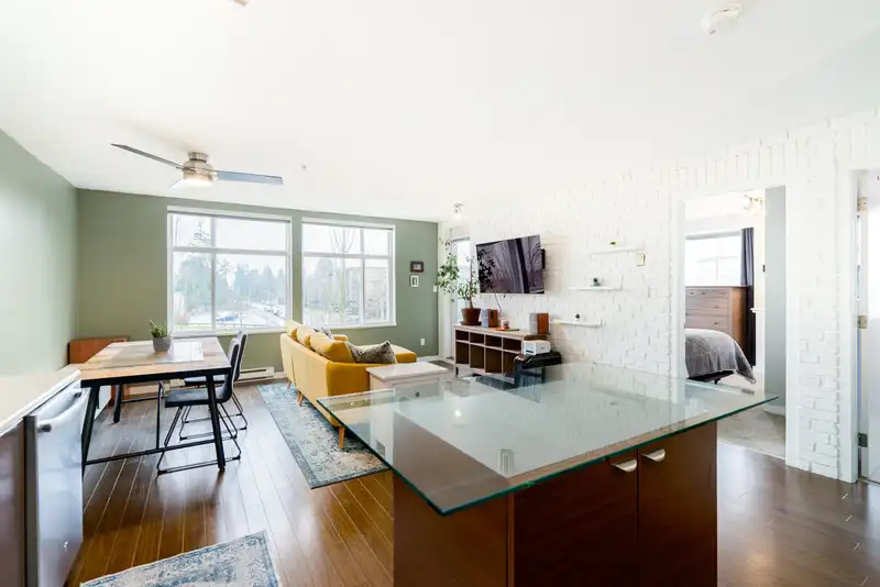 308 10788 139 STREET - photo 4 of 18