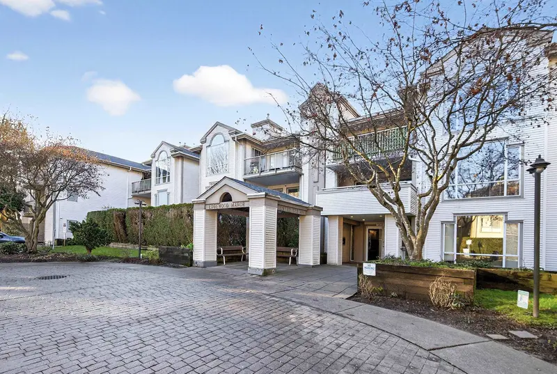 212 19122 122 AVENUE - photo 1 of 25